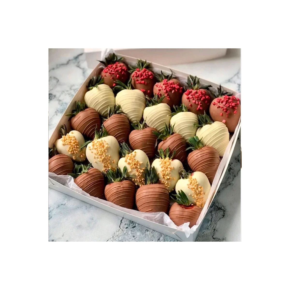 Large Set of Chocolate Covered Strawberries