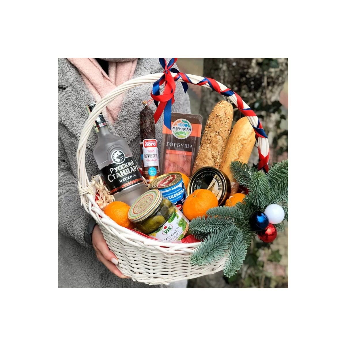 Корзина "С Любовью из России"