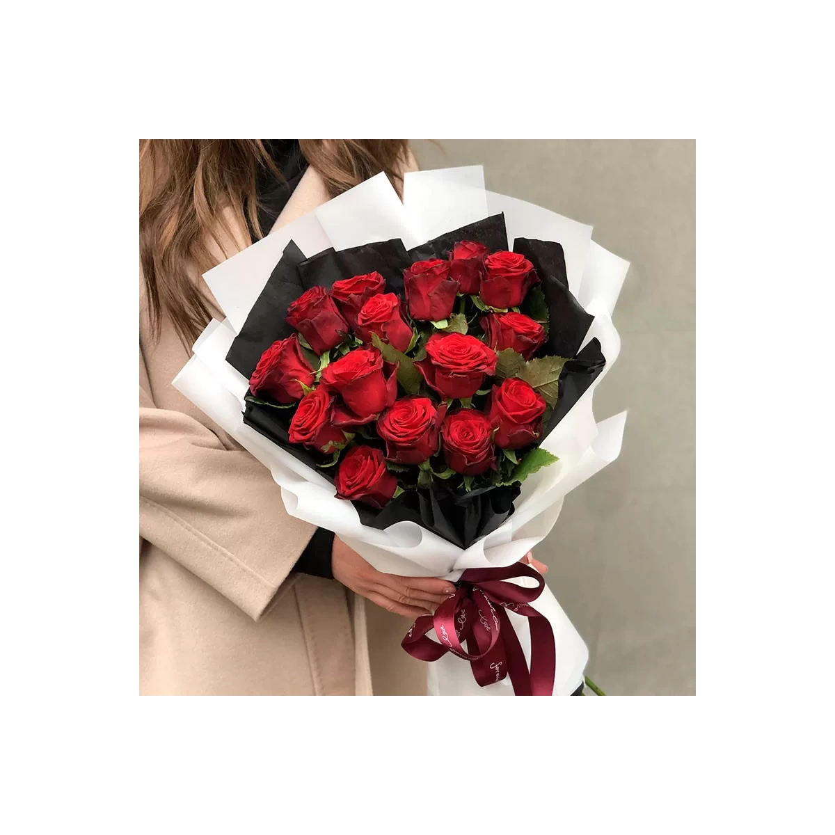 Bouquet of Red Roses in Kimono