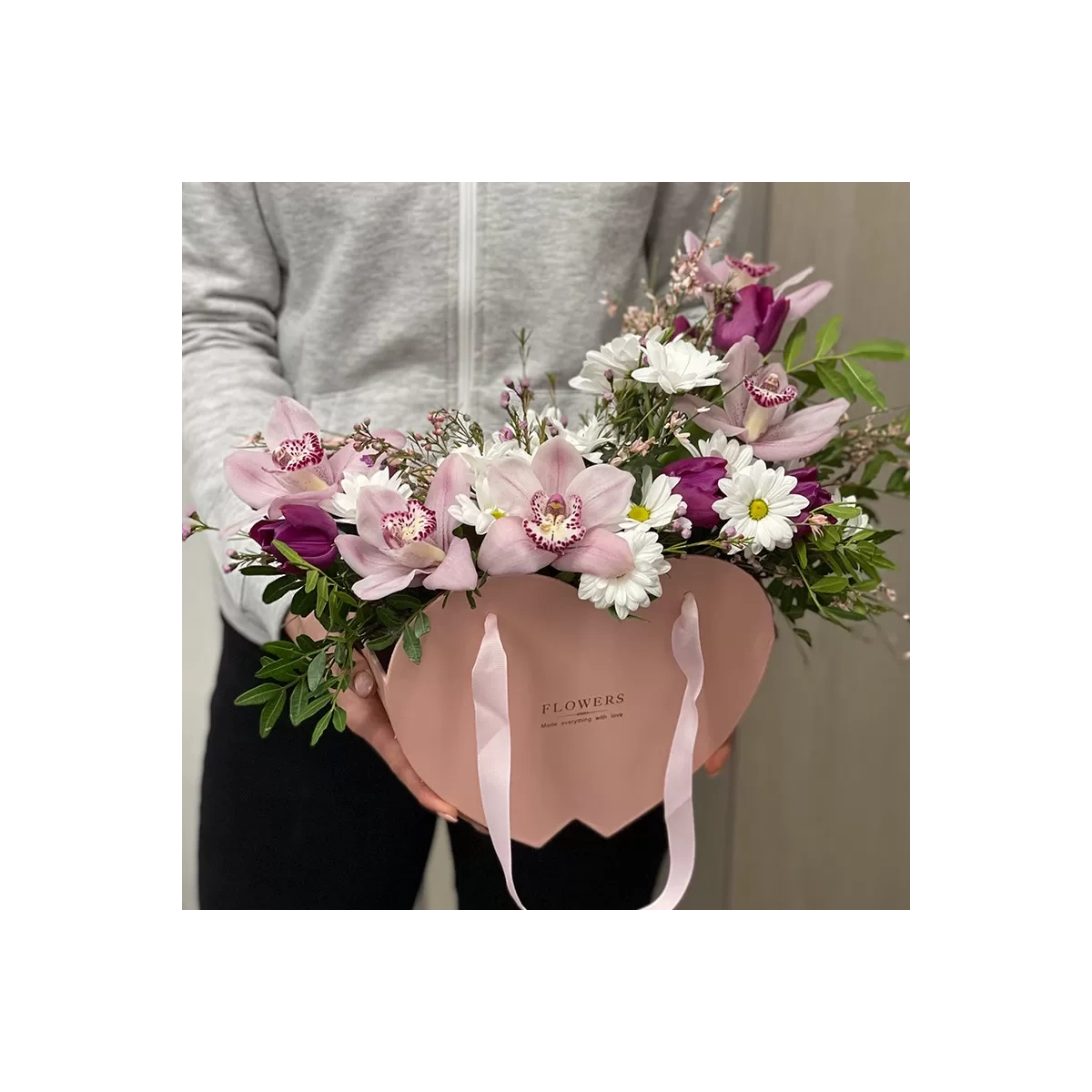 Flower Arrangement "Tender March"