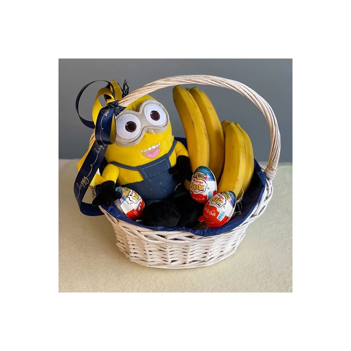 Basket "Minion"