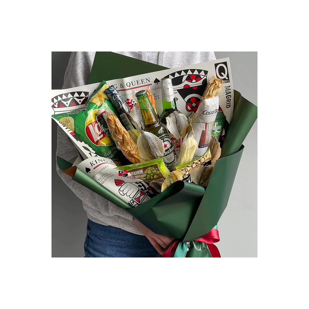 Men's Bouquet with Beer and Fish