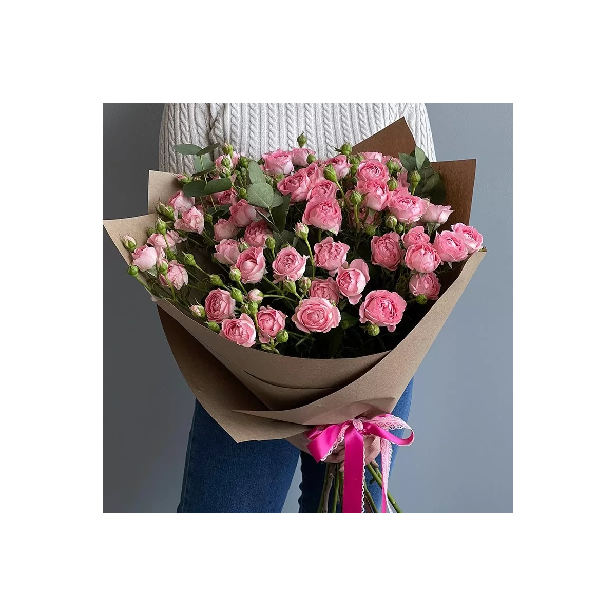 Bouquet of Pink Spray Roses