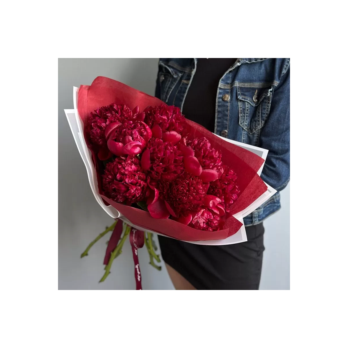 Buchet "Charm Rosu"