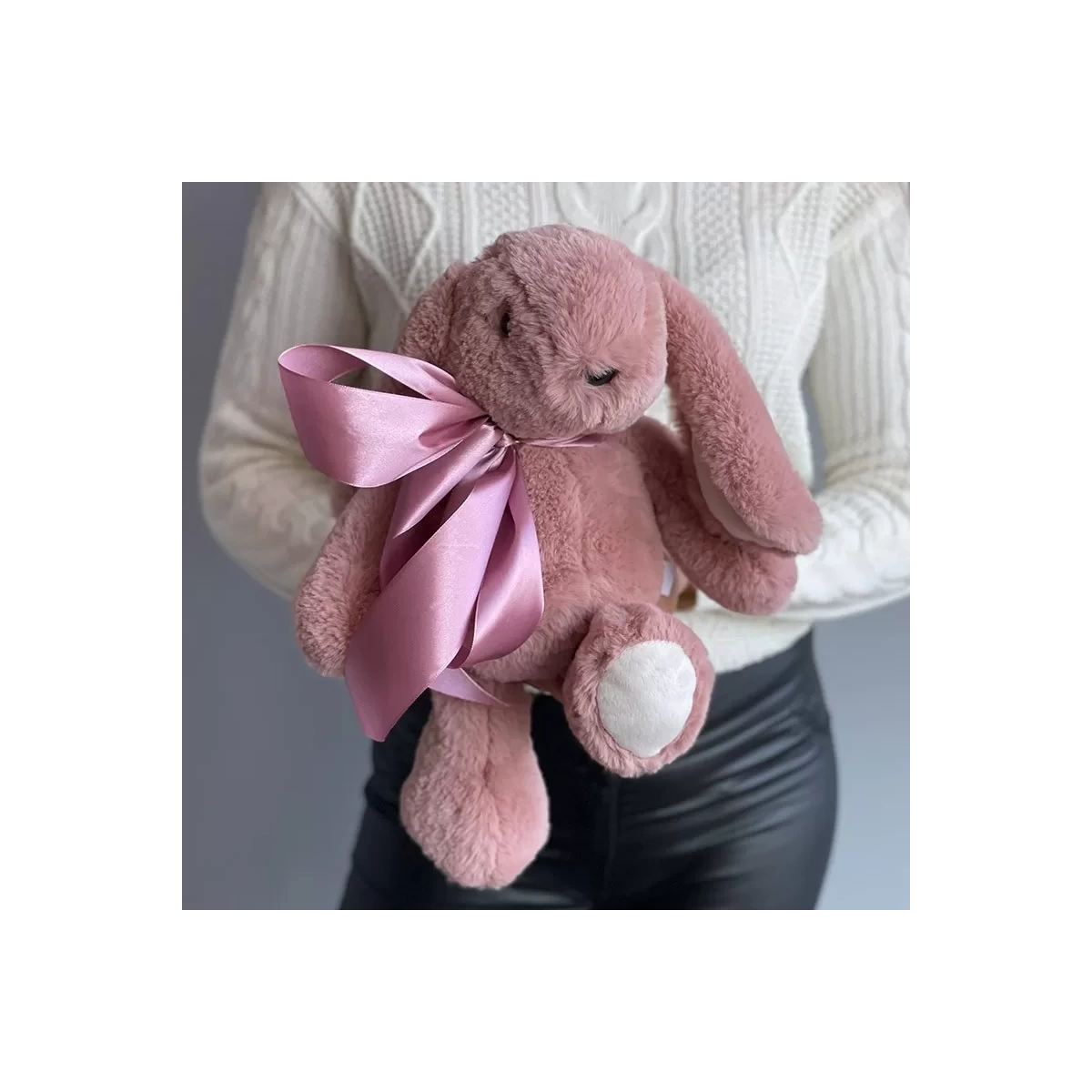 Buy dusty pink hare plush toy with delivery Chisinau, Moldova