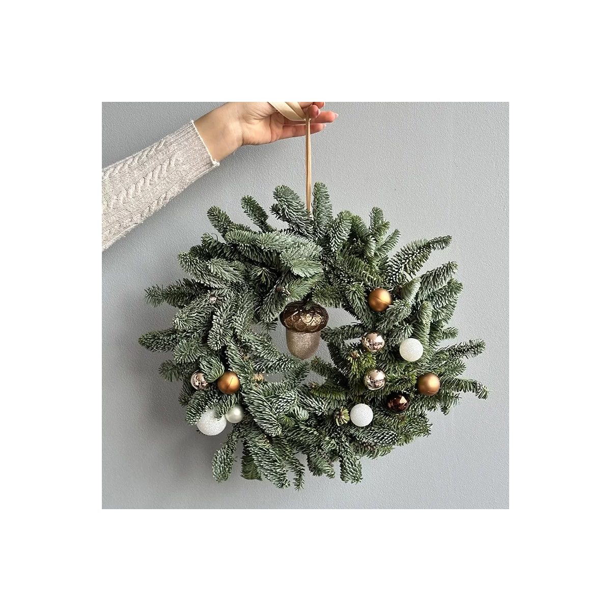 Spruce Wreath "Acorn"