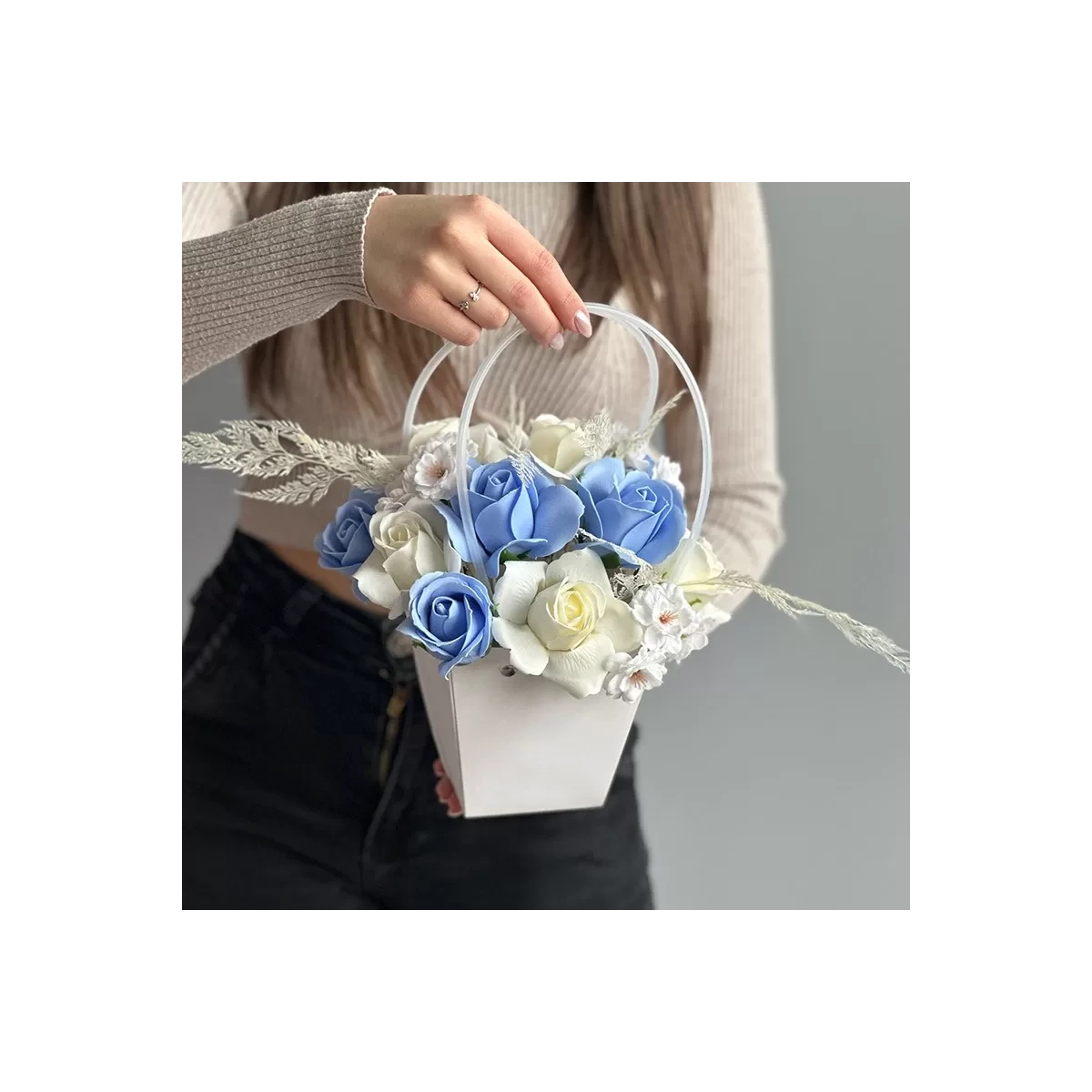 Handbag with Soap Flowers "Clear Sky"