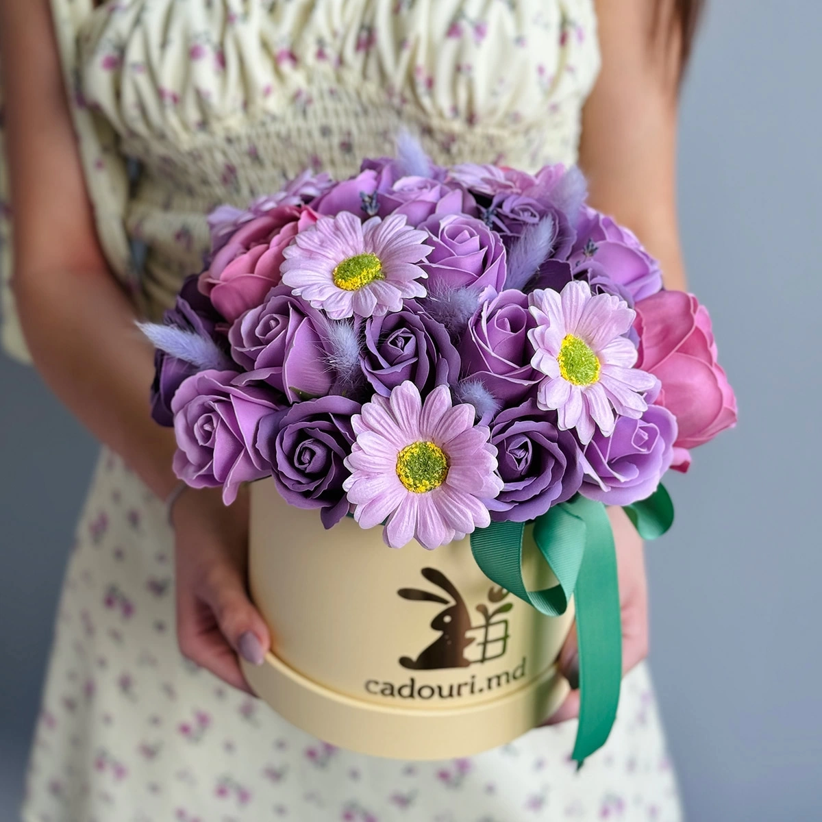 Box with Soap Flowers "Violet Dawn"