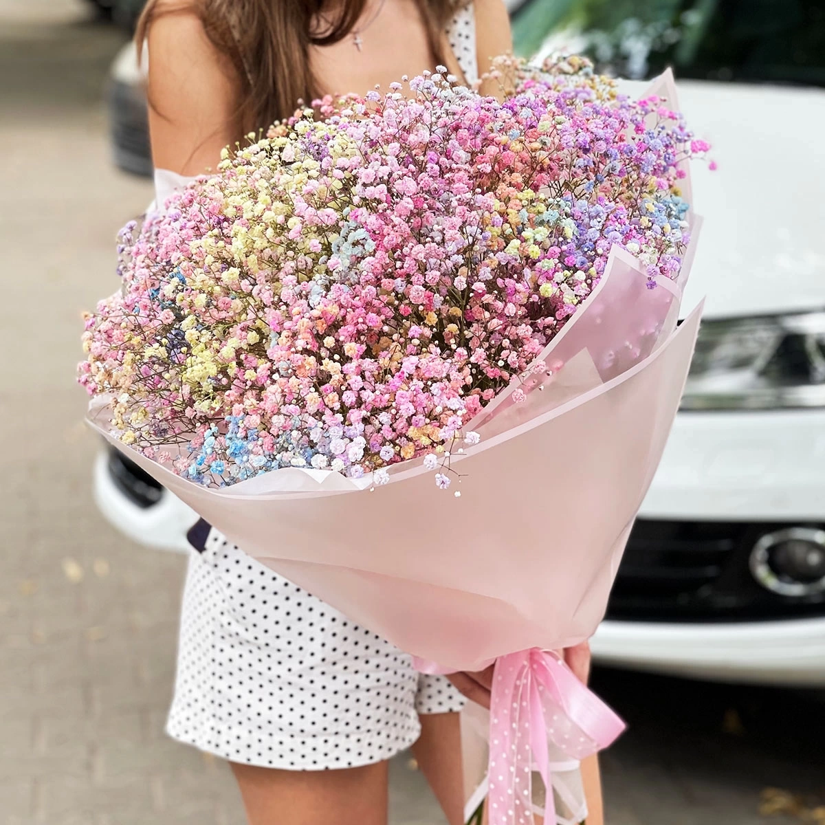 Cumpără buchet mare de gypsophila multicoloră cu livrare în Chișinău, Moldova