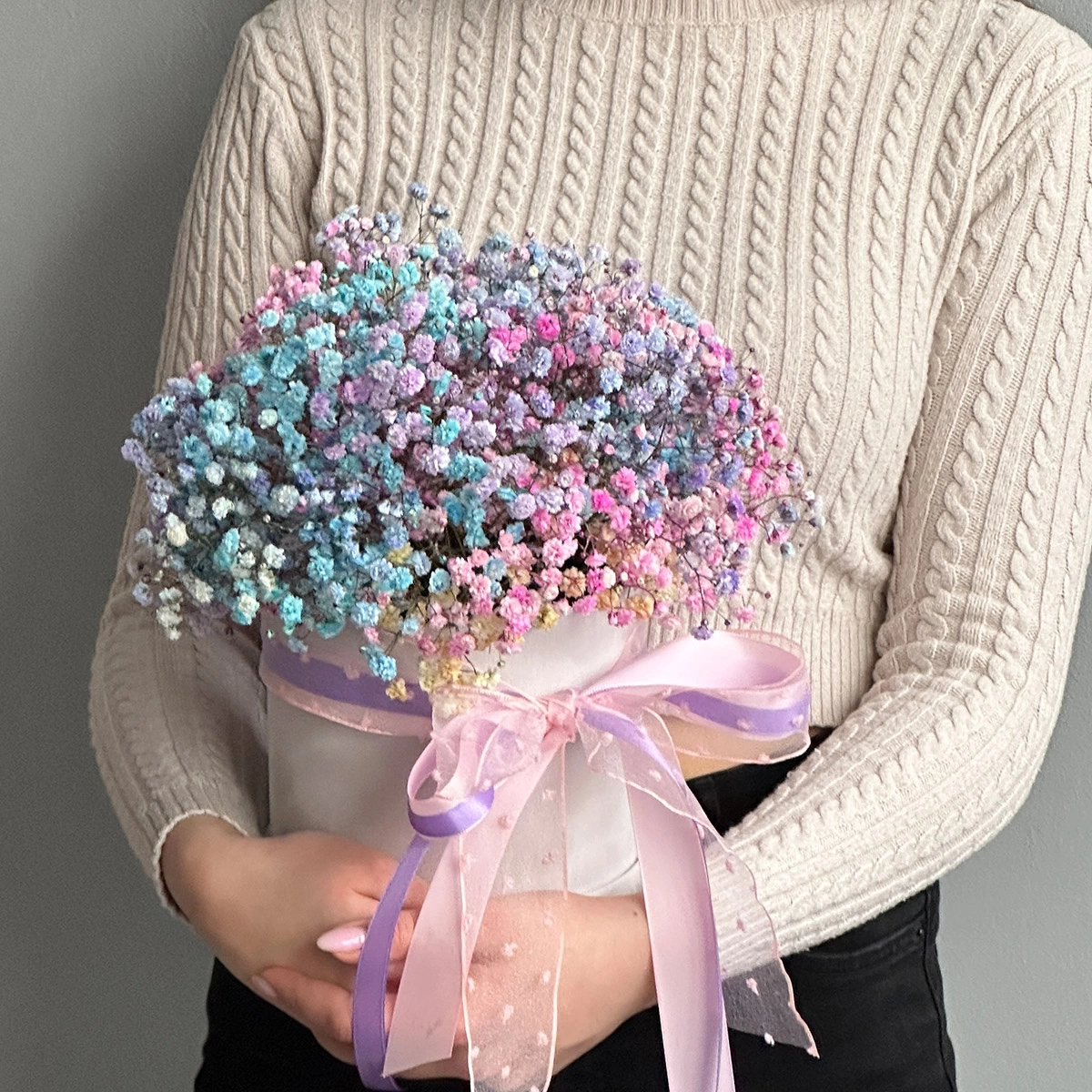 Small Box with Gypsophila