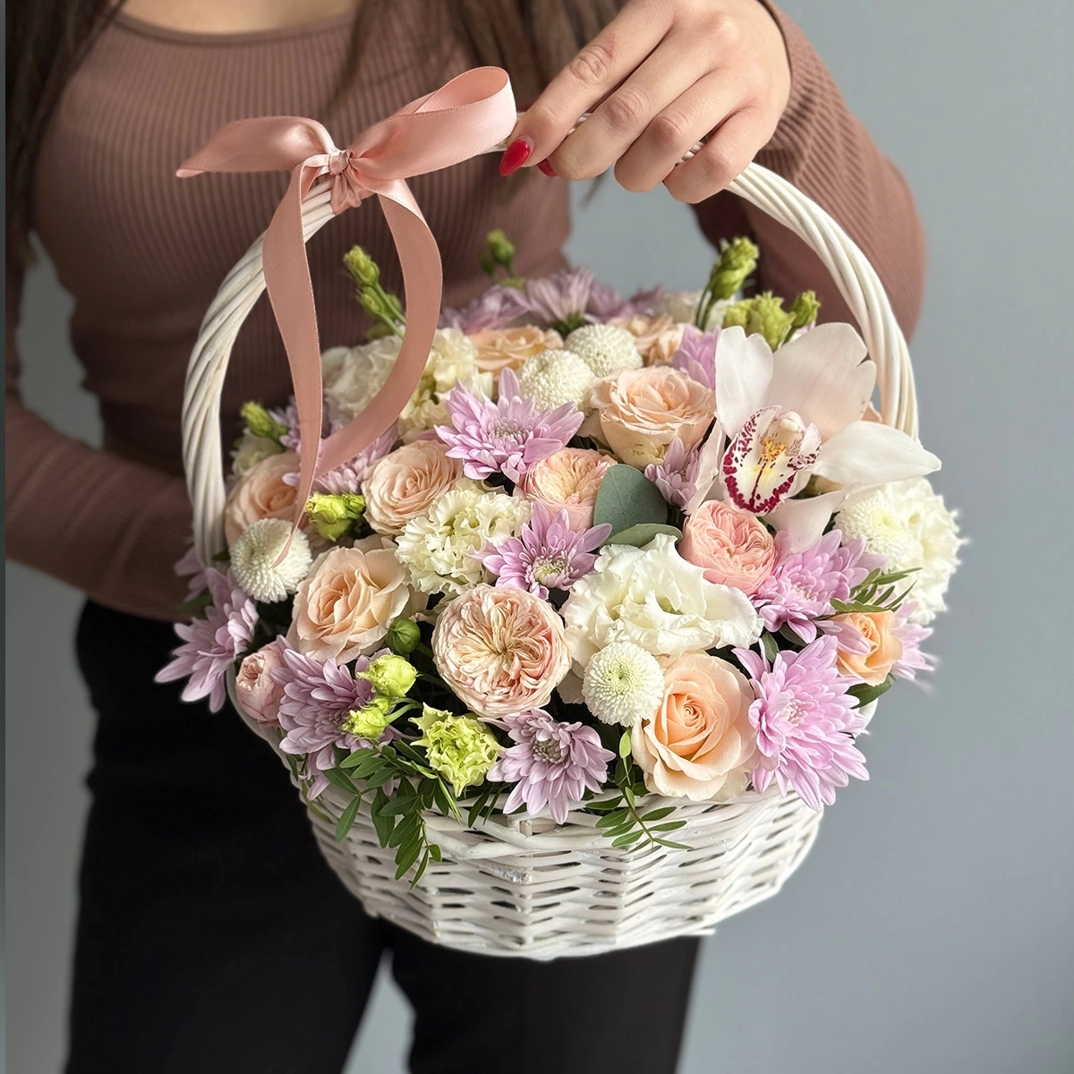 Flower Basket "Wild Rose"