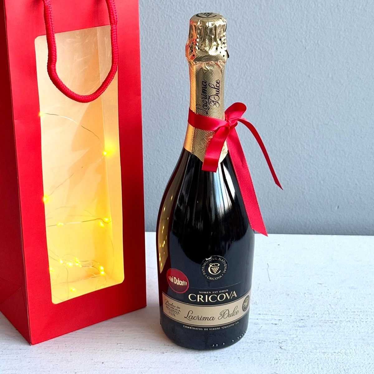 Buy champagne Lacrima Dulce with delivery Chisinau, Moldova