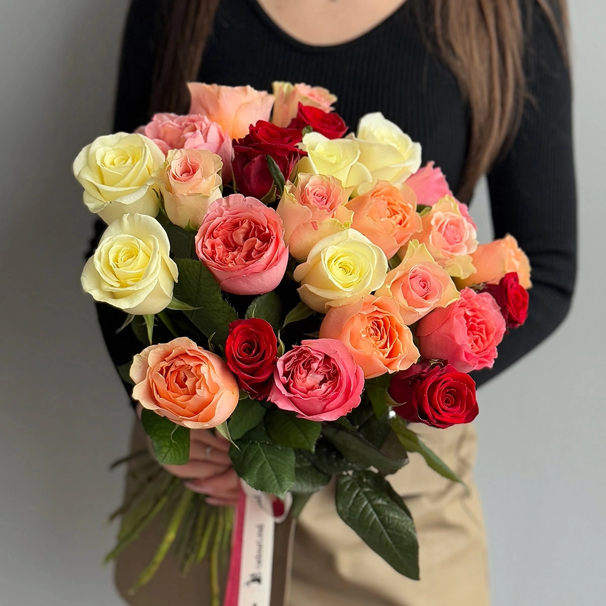 25 Assorted Roses 50-60 cm