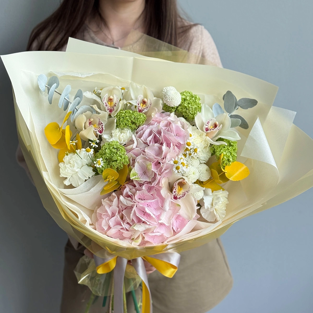 Buchet "Galben Pastel"