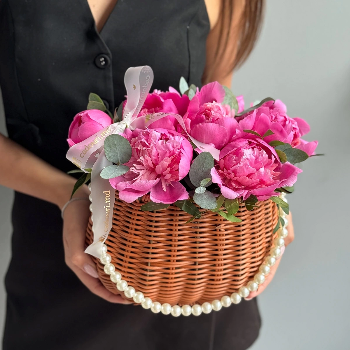 Basket "Pearl Peony"