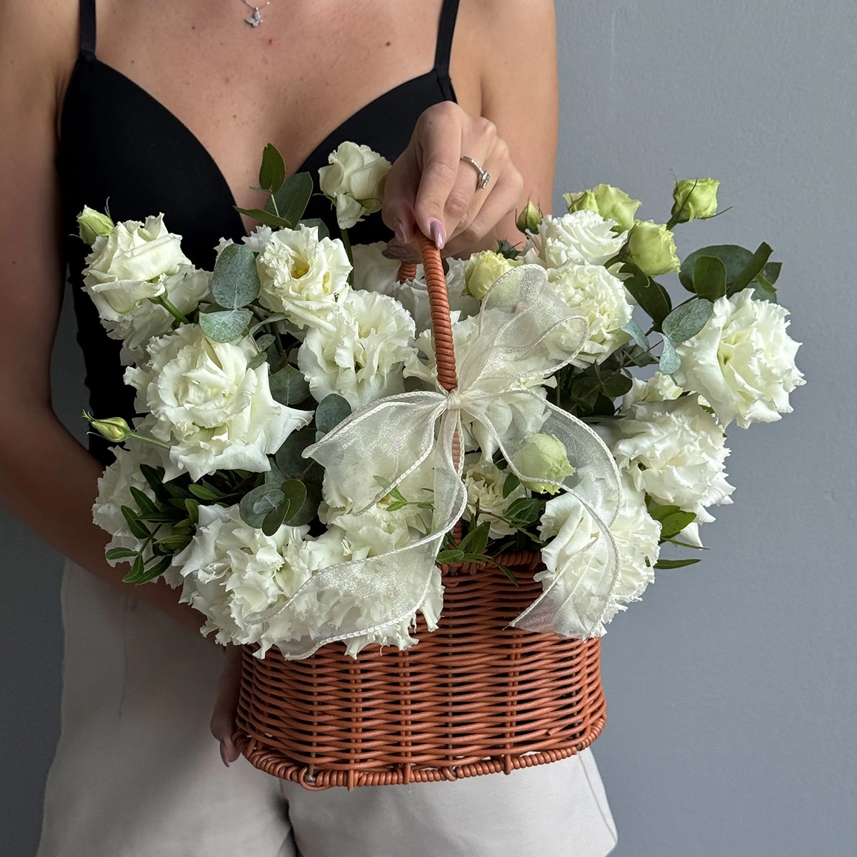 Flower Basket "Niagara Falls"
