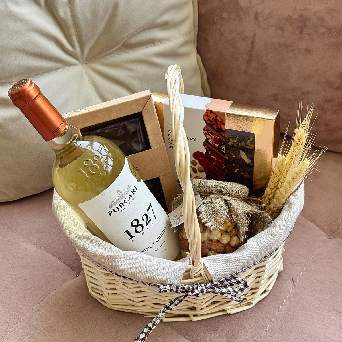 Gift Basket "Golden Harvest"