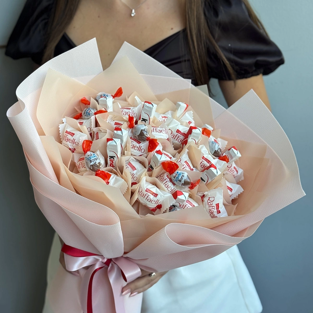 Buchet din Raffaello