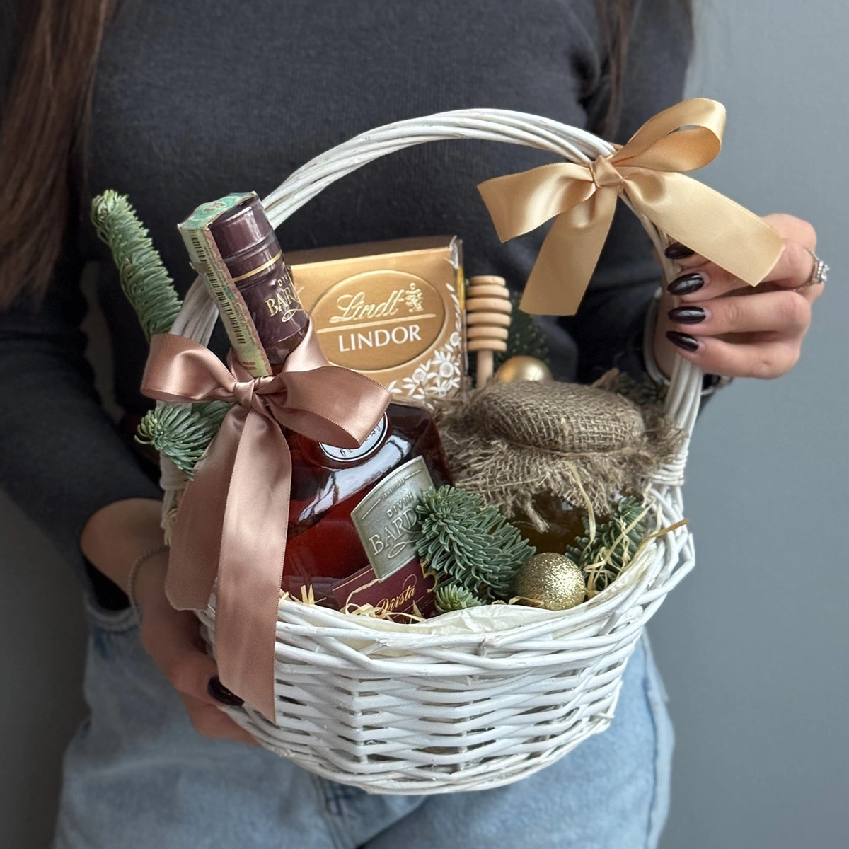 Gift Basket "Golden Christmas"