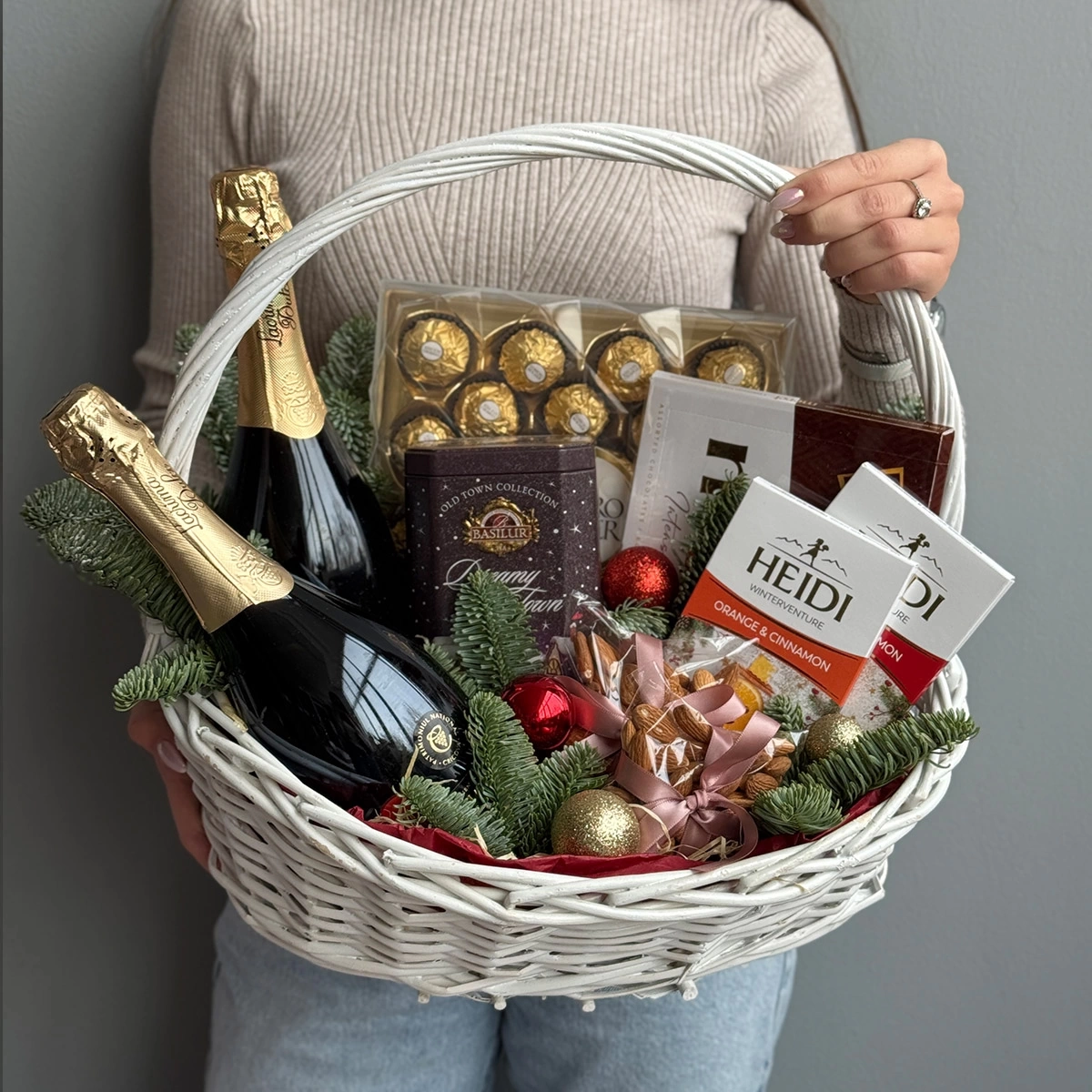 Gift Basket "Kingdom of Frozen Nights"