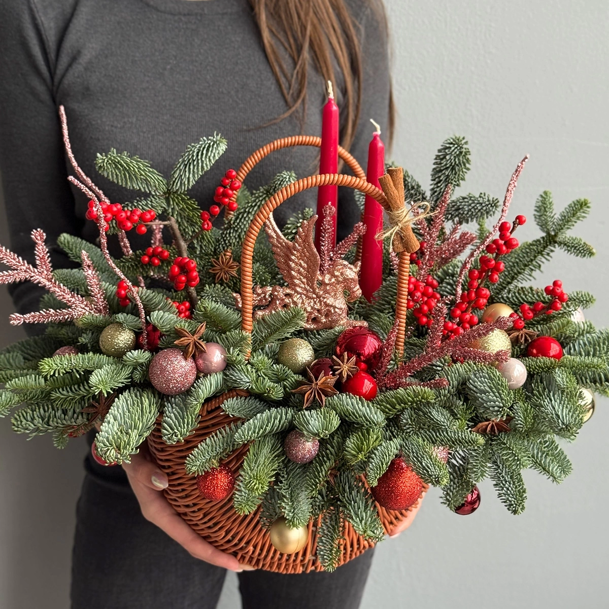 Композиция "Морозна Красная Сосна"