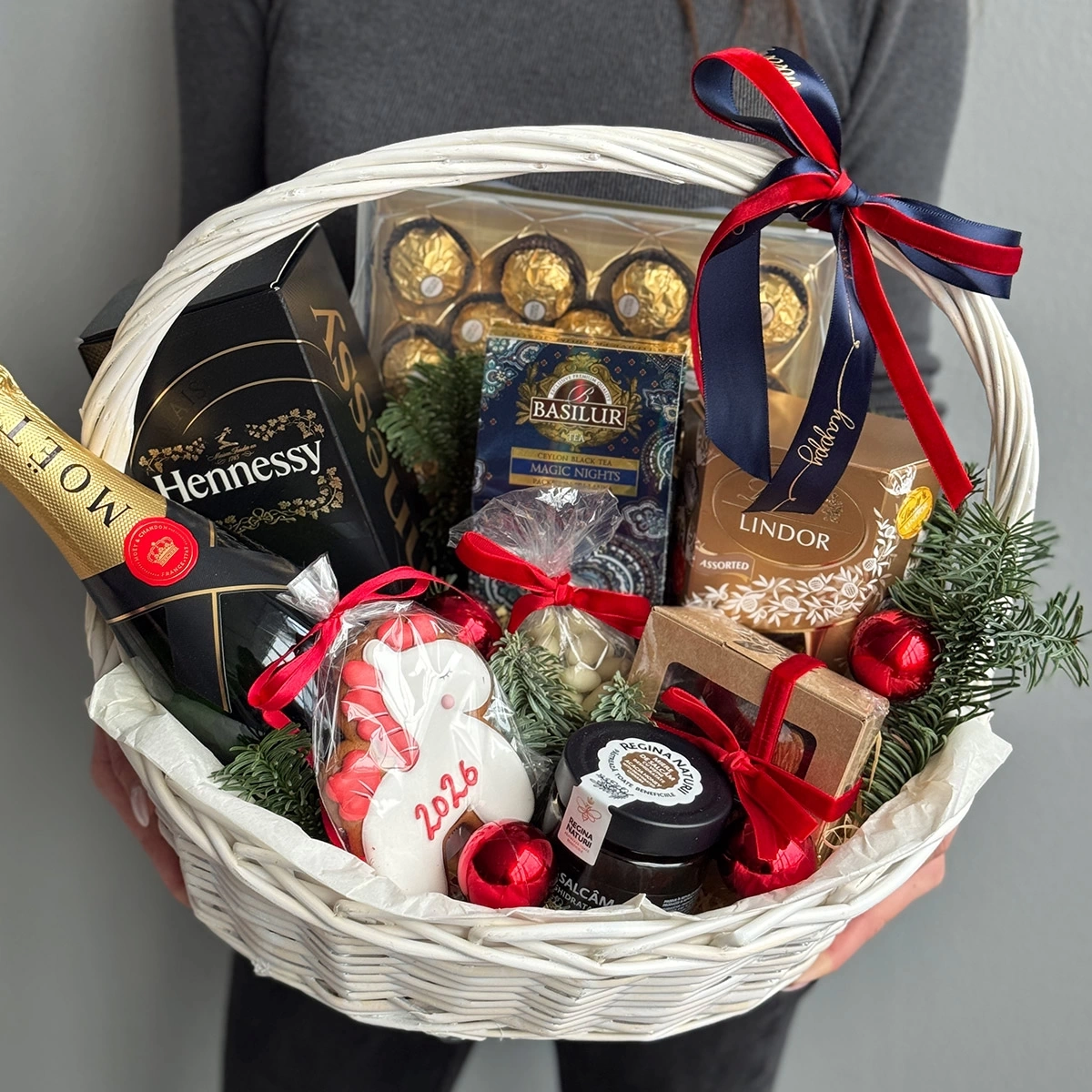 Coșul "Noapte Magică"