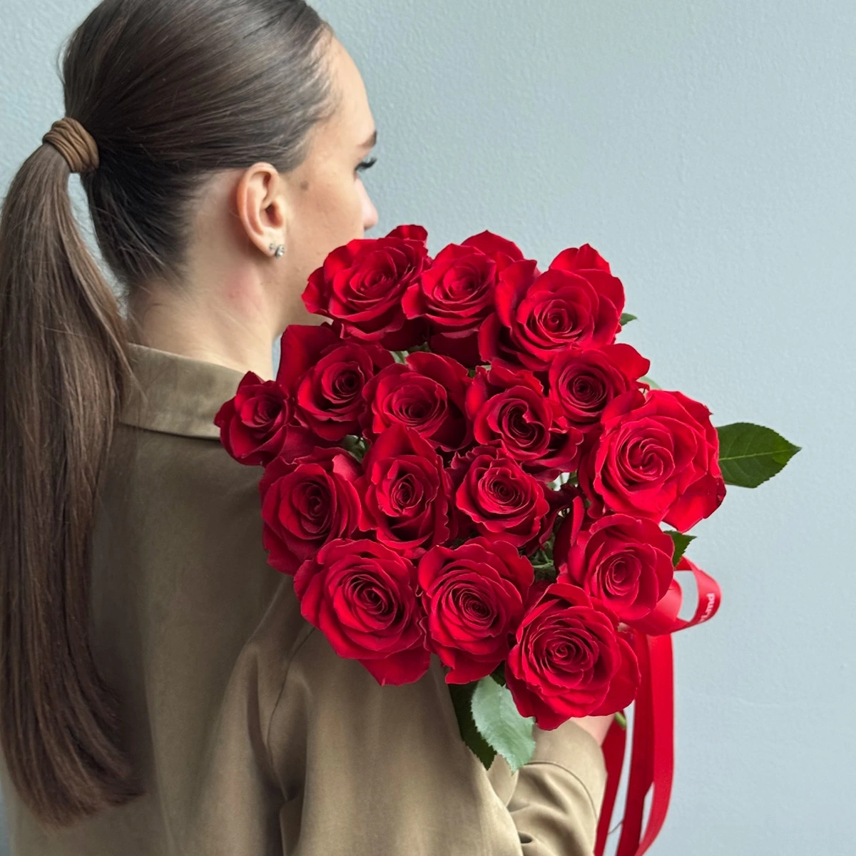 15 Red Roses 60-50 cm