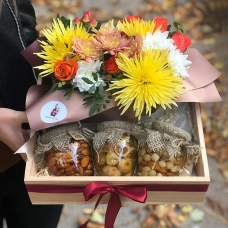 Buy gift set with honey with delivery Chisinau, Moldova